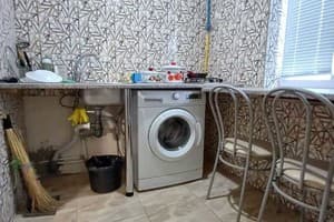 Alexandr Apartments ул.В.Галвы 92 12